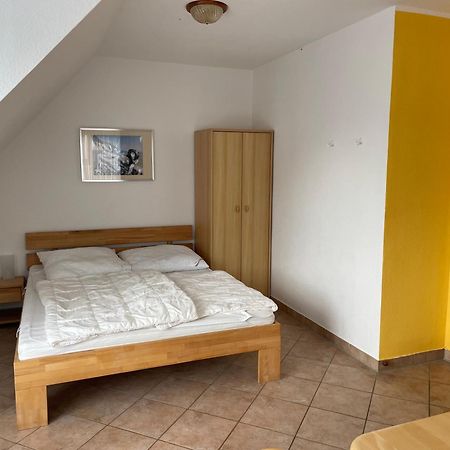 Ferienwohnungen Wiek, Haus Luv & Lee Wiek auf Rügen Exterior foto
