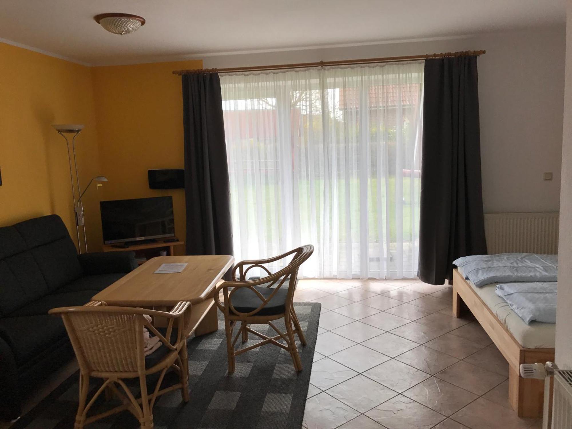 Ferienwohnungen Wiek, Haus Luv & Lee Wiek auf Rügen Exterior foto